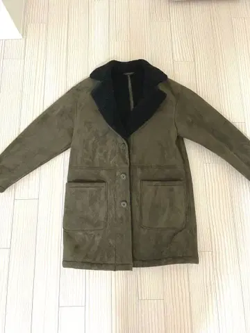 올리브 스웨이드풍 보아 옷깃 자켓