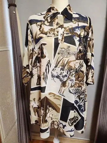 TOKUKO 1 er VOL 컨디션 최상 오버 사이즈 블라우스