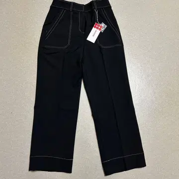 두클라쎄 속기모 팬츠 블랙 정가 6,990 + tax