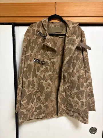 카모플라쥬 밀리터리 자켓 후드 부착 더플