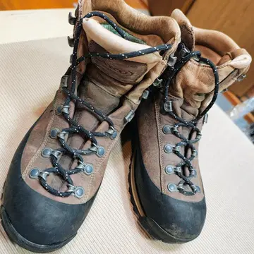 AKU 여성용 트레킹 슈즈 24.0~24.5