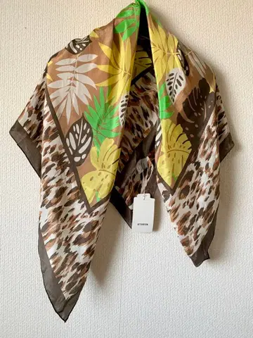 비아지오 블루 100% 실크 스카프