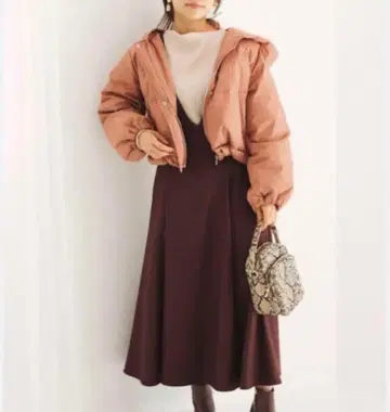 cohina 다운 자켓