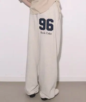 ROCKCAKE 스웨트 팬츠