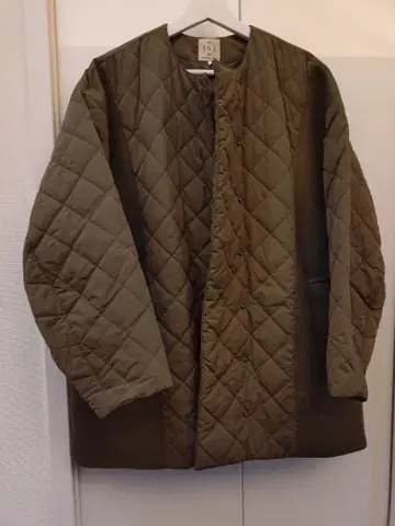 올리브 퀼팅 자켓