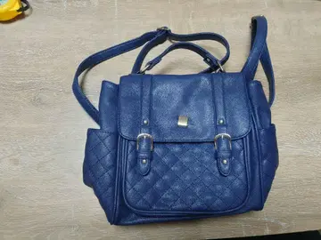 네이비 숄더백 산리오 공식