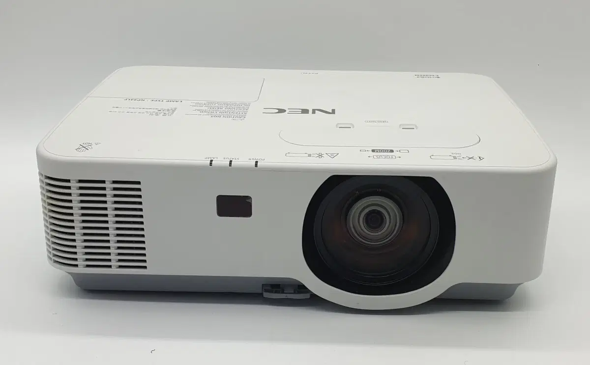 NEC NP-P554U Standard Lens 5400 ANSI Full HD Used Projector
