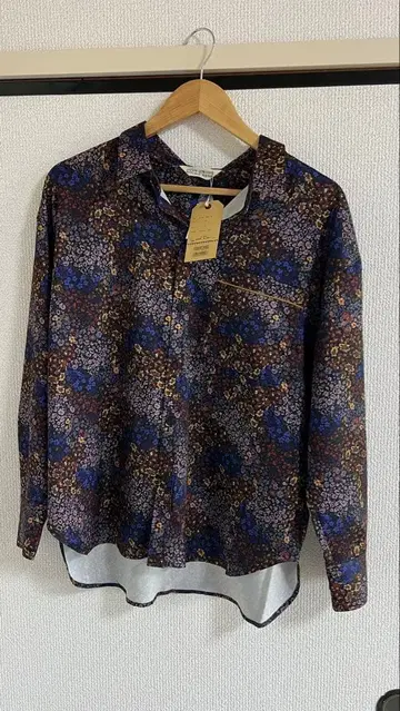 DOUBLE NAME 꽃무늬 긴팔 셔츠 F 사이즈