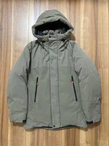 티고라 빔즈디자인 다운 자켓 베이지 M 사이즈