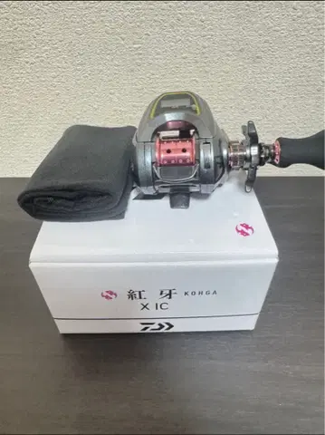 [ 미사용 새상품 ] 홍아()X IC 2019 모델 베이트릴