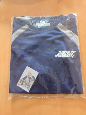 &TEAM HARUA 엔데이 유니폼 트레이딩 카드 포함