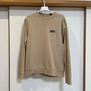 Patagonia 베이지 크루넥 트레이닝복 v