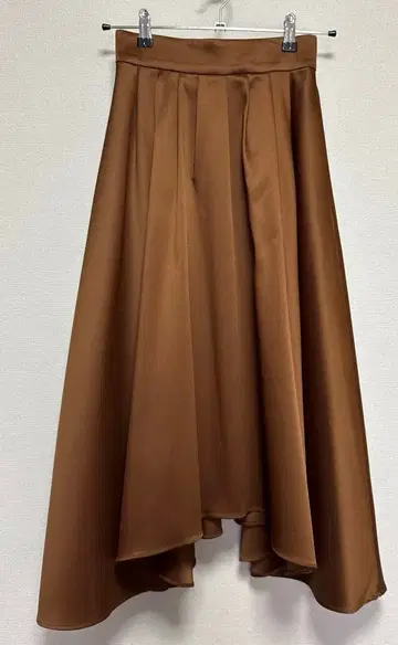 BLENHEIM 피쉬테일 스커트 플레어 실루엣 XS 브라운