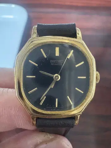 SEIKO 쿼츠 손목시계 블랙 새상품 배터리 교환 완료