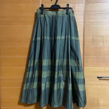 [ 새상품급 ] BEARDSLEY 올리브 그린 체크 롱 스커트