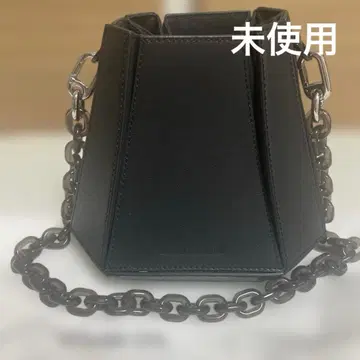 STAND OIL 블랙 팔각형 핸드백