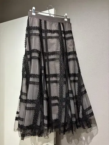 SNIDEL 튤 자수 체크 스커트 1