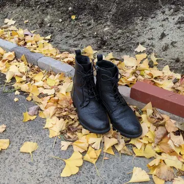 GEOX 레이스업 부츠 천연 가죽