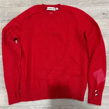 새상품급 UNIQLO 안야 힌드마치 캐시미어 100% 니트