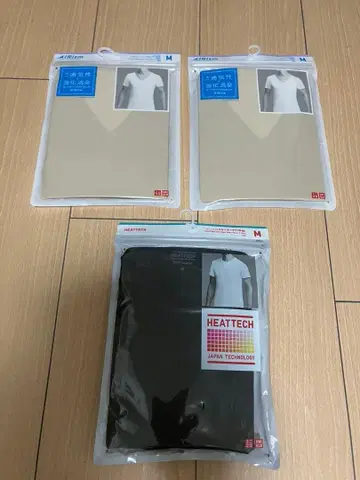 유니클로 HEATTECH & AIRism T셔츠 총 3장 세트 M사이즈