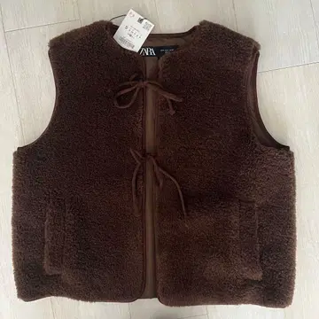 [ 미사용 새상품 ] ZARA 보아 베스트 S 사이즈 브라운