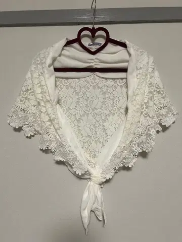 axes femme kawaii 화이트 숄