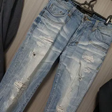 KARL-KANI 데미지 가공 라이트 블루 데님