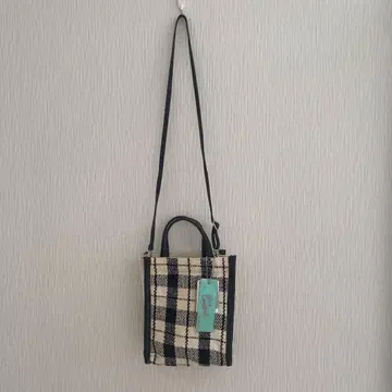 Lilas Campbell 리라 캠벨 박스 백 체크