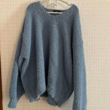 COMME CA ISM 샤기 V넥 스웨터