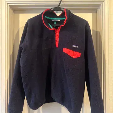patagonia 플리스 자켓 네이비/레드