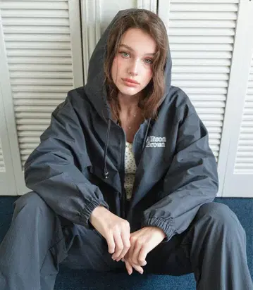 앨리슨 브라운 블루종 차콜