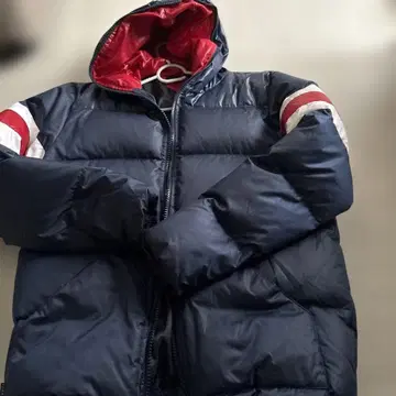 TOMMY 후드 부착 다운 자켓 L 네이비/레드