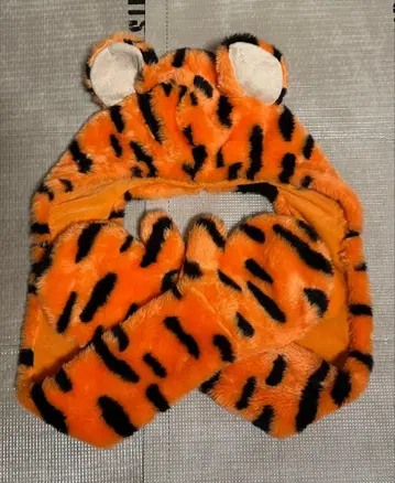 [디즈니] 티거 후드 부착 머플러 장갑 팬캡