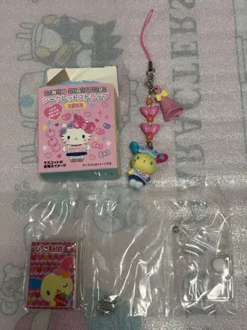 우사하나 시크릿 스트랩 산리오학원 반짝임 축제 딸기신문 콩가챠