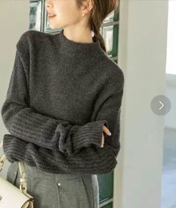 noble 암워머 부착 니트 그레이