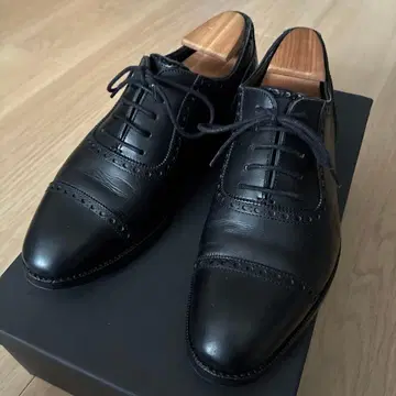 RAYMAR 윙 팁 드레스 슈즈