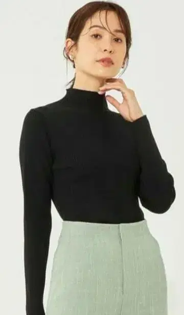 [ 미사용 새상품 ] 그린 라벨 릴랙싱 리브 보틀넥 니트