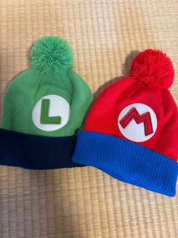 루이지와 마리오의 니트 모자 세트