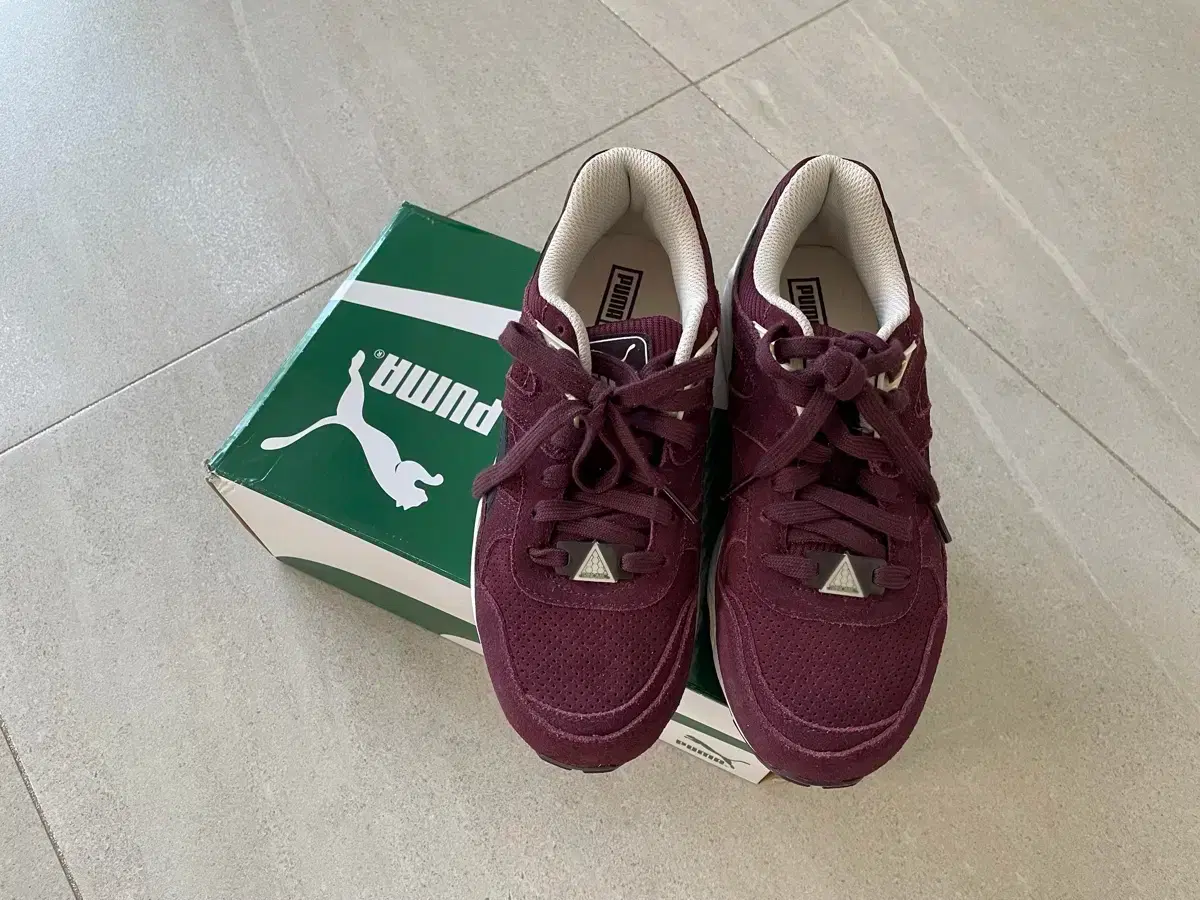 New product | Puma sneakers running shoes 240