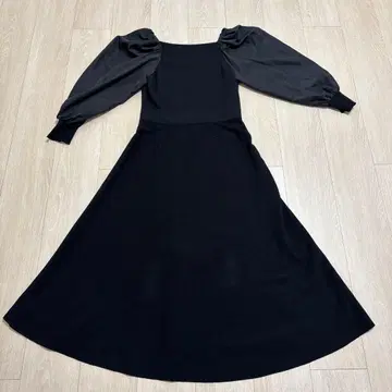 스트로베리 필드 니트 원피스