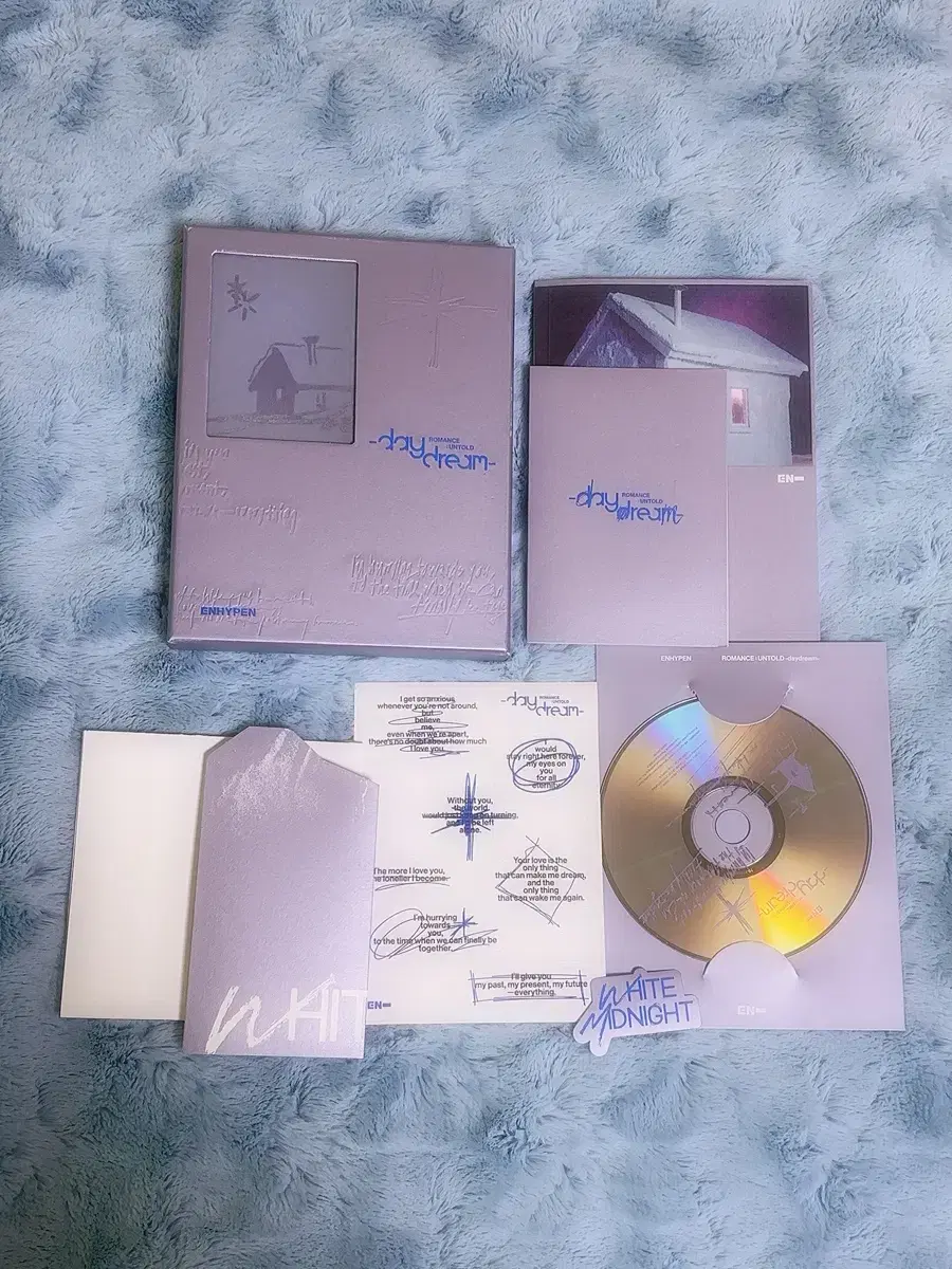 Enhypen ROMANCE : UNSOLDED DAYDREAM unsealed album wts sell