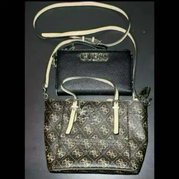 GUESS 숄더백과 지갑 세트