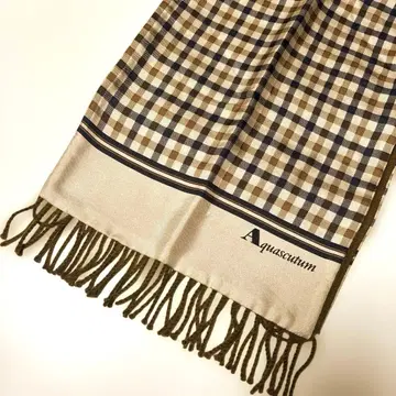 Aquascutum 아쿠아 스큐텀 머플러