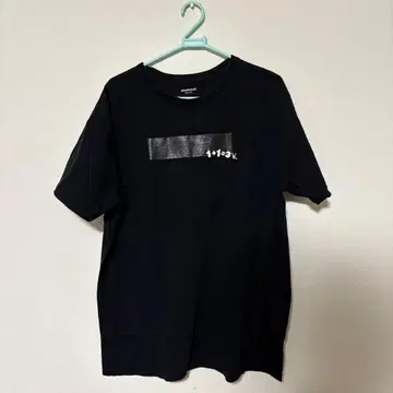 우노피우노우과레토레 릴랙스 T셔츠