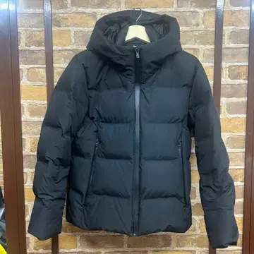 UNIQLO 심리스 다운 자켓 S