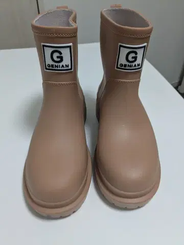 GENIAN 베이지 쇼트 레인 슈즈