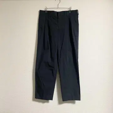 soe 2 턱 슬랙스 얇은 소재 블랙 사이즈 1