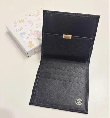 황궁 지갑 한정품 2단 접이식 지갑 천연 가죽 블랙