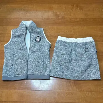 FILA 베스트와 스커트 세트