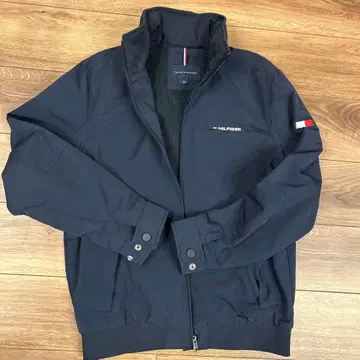 타미힐피거 M 사이즈